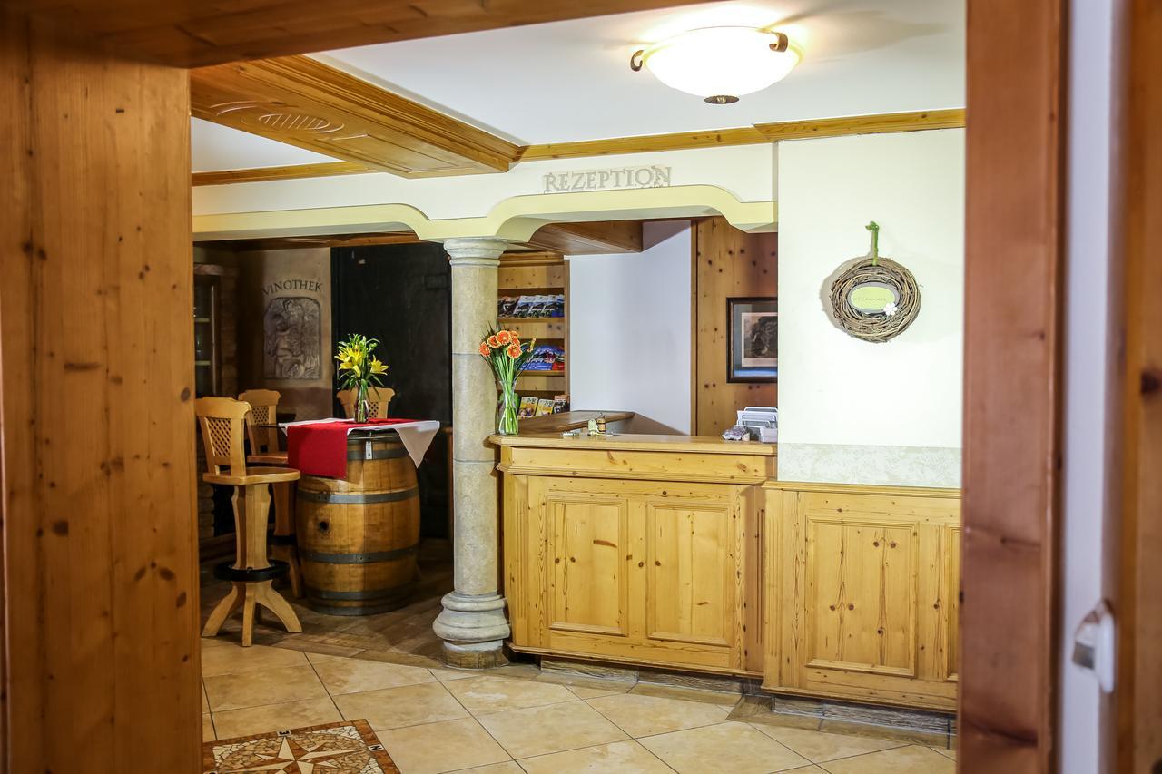 Gasthof Simmerlwirt Sankt Leonhard  Bagian luar foto